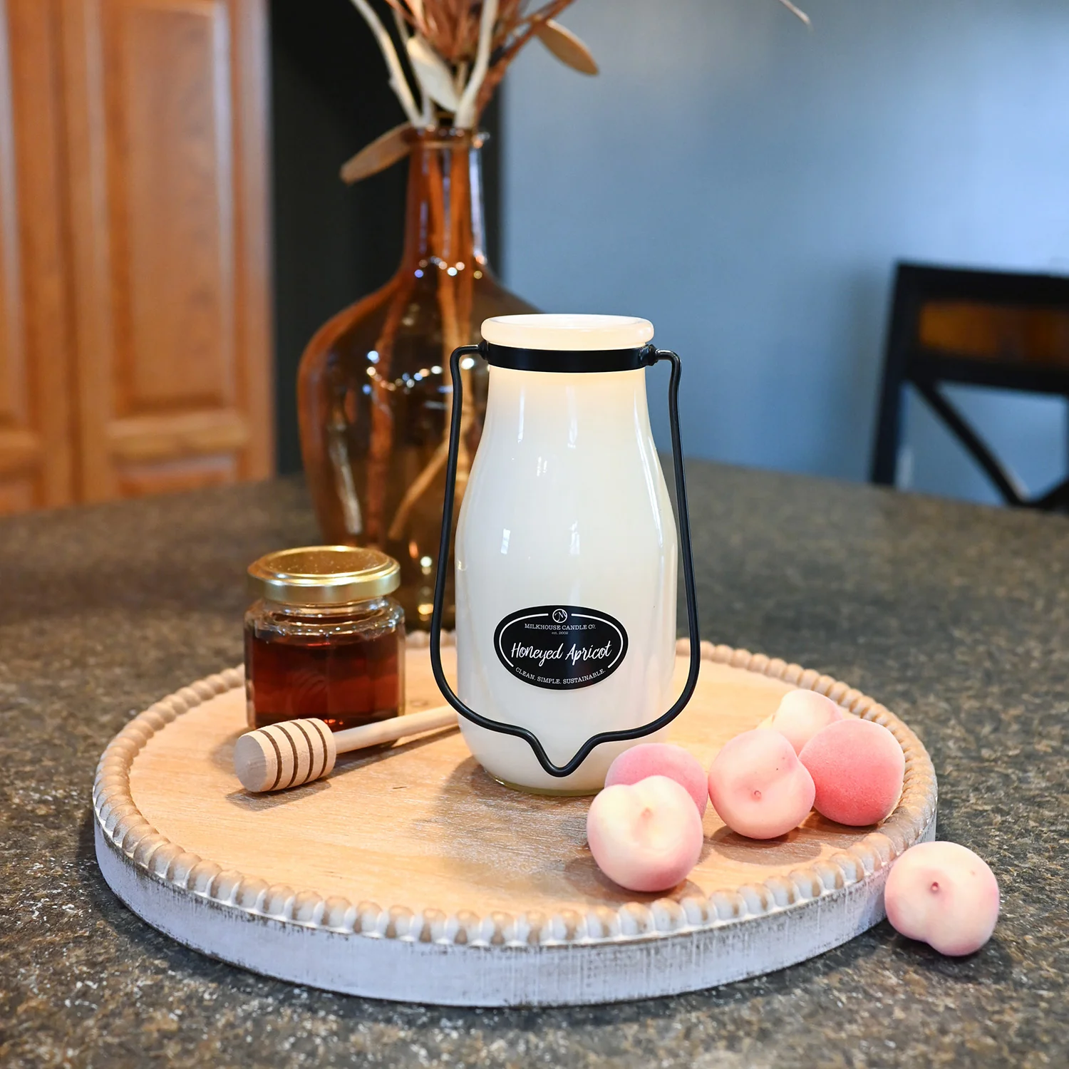 Honeyed Apricot Candle | 14 oz Milkbottle - Image 4