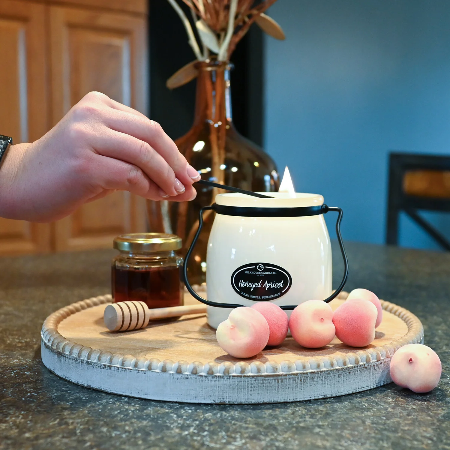 Honeyed Apricot Candle | 16 oz Butter Jar - Image 2