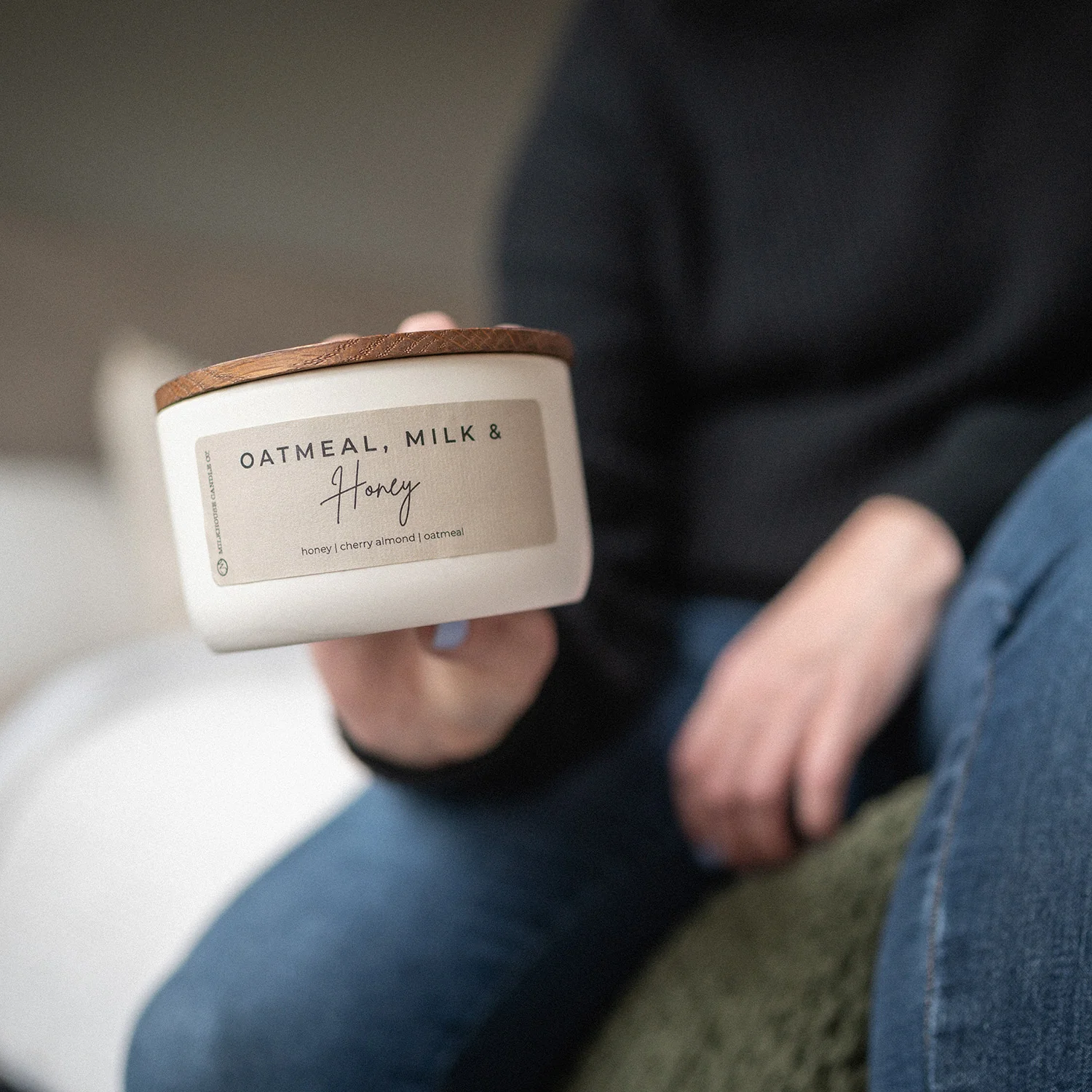 Oatmeal, Milk & Honey Candle | 10 oz Signature Statement - Image 4