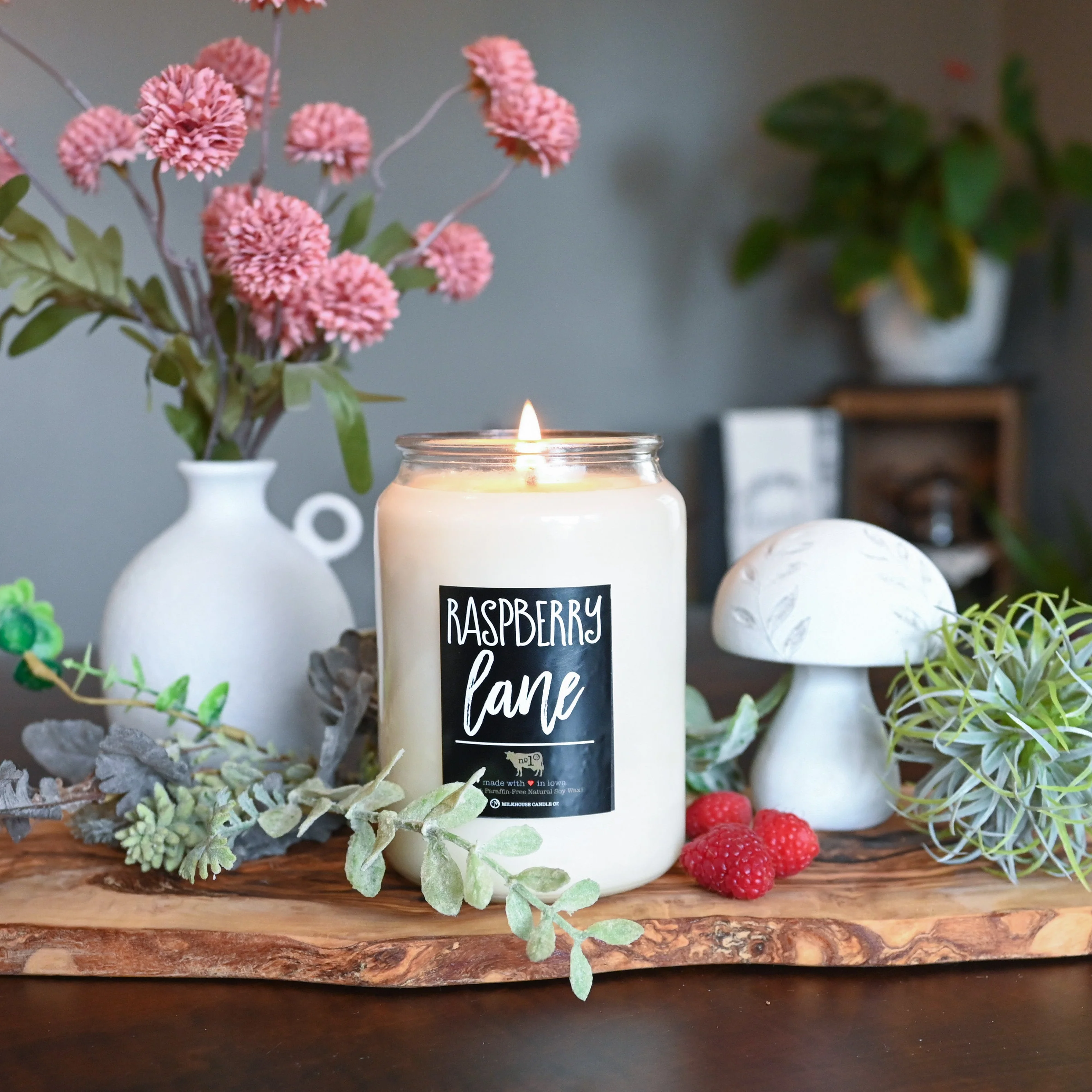 Raspberry Lane Candle | 26 oz Farmhouse Jar - Image 2